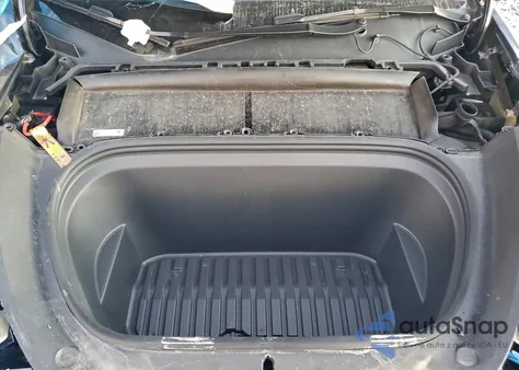 2022 Tesla Model Y из США, поврежденный, VIN 7SAYGDEF7NF373793